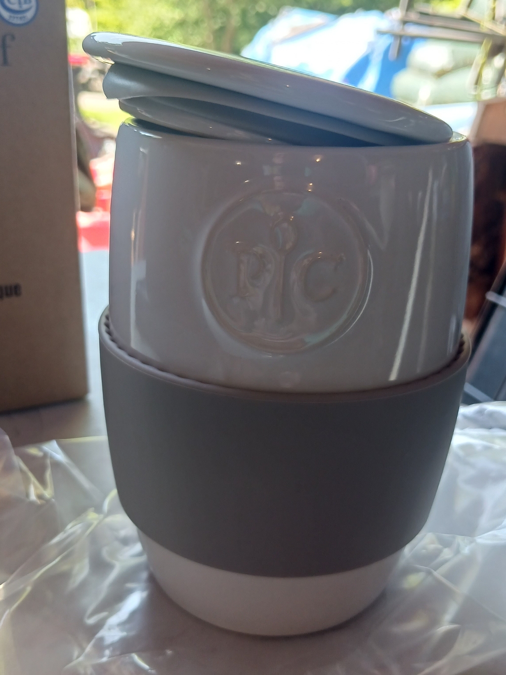 Pampered Chef Ceramic Egg Cooker with Silicone Grip